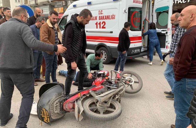 Otomobil İle Motosiklet Çarpıştı: 1 Yaralı