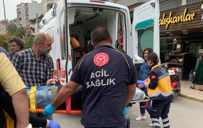 Otomobil İle Motosiklet Çarpıştı: 1 Yaralı