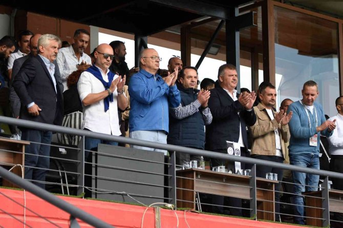 Spor Toto 1. Lig: Manisa Fk: 1 - Altay: 1