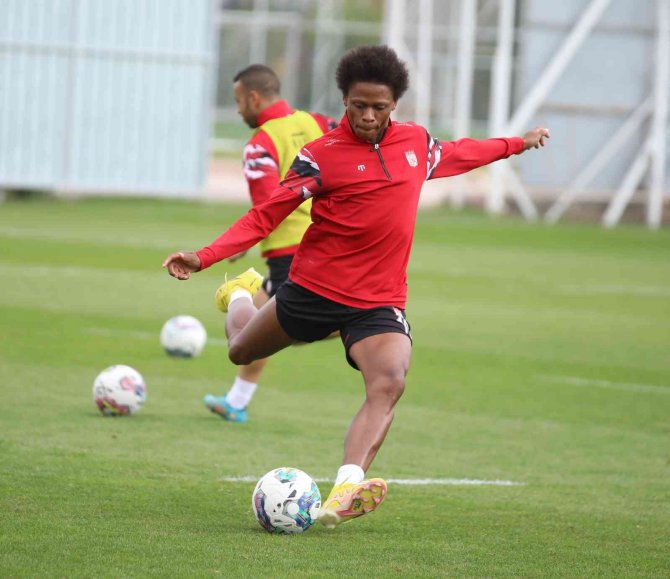 Sivasspor 3 Puan Parolasıyla Hazırlanıyor