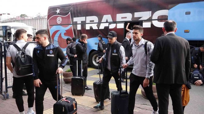 Trabzonspor İ̇stanbul’a Gitti