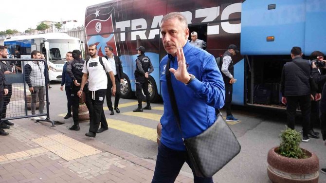 Trabzonspor İ̇stanbul’a Gitti