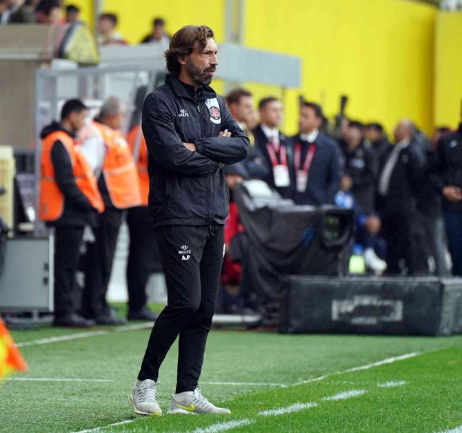 Spor Toto Süper Lig: Fatih Karagümrük: 2 - Hatayspor: 0 (İ̇lk Yarı)