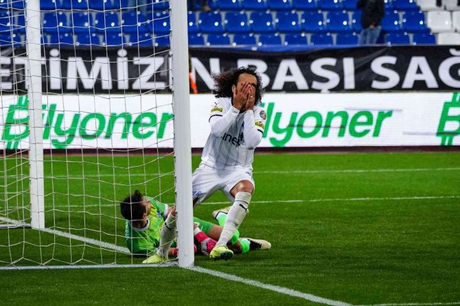 Spor Toto Süper Lig: Kasımpaşa: 1 - Adana Demirspor: 4 (Maç Sonucu)