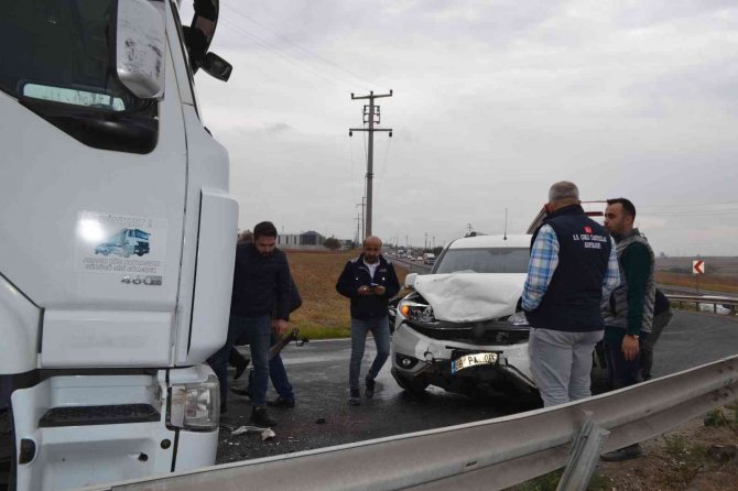 Yağışlı Hava Kazayı Beraberinde Getirdi: 1 Yaralı