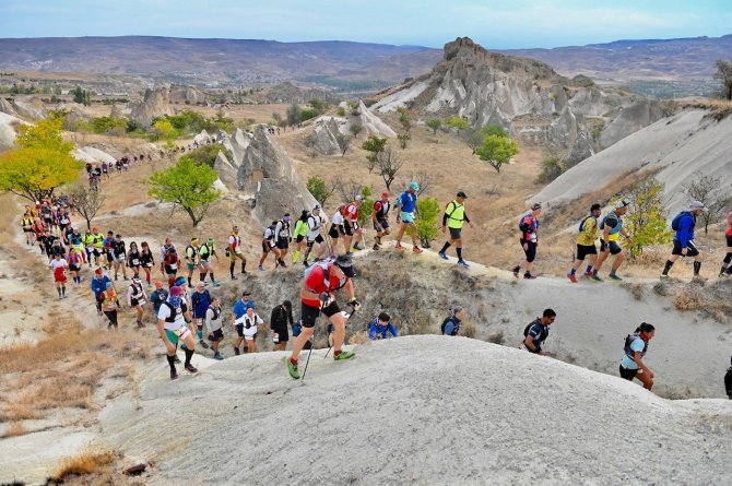 Kapadokya’nın Kalbi Hafta Sonu Ultra-trail Koşusu İçin Attı