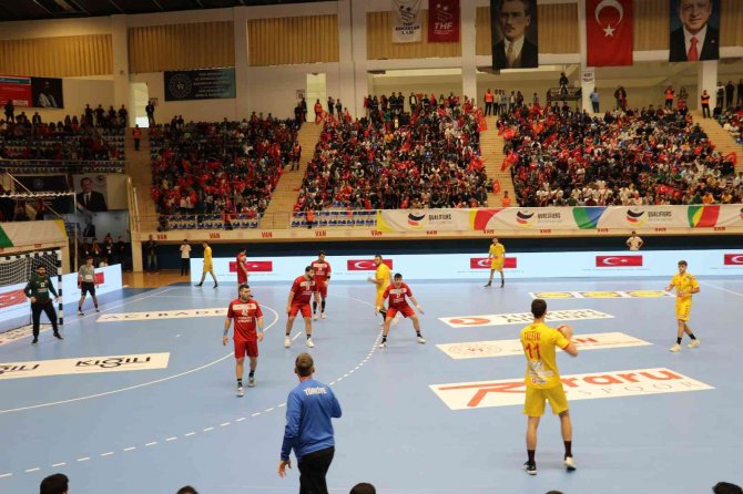 A Milli Hentbol Takımı, Kuzey Makedonya’ya 36-27 Mağlup Oldu