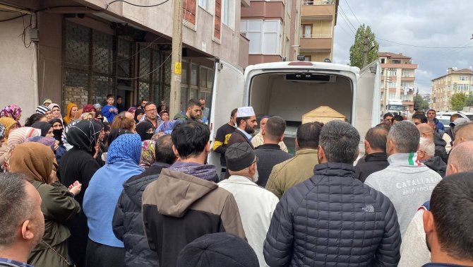 Uyuşturucunun Hayattan Kopardığı Baba Ve 4 Yaşındaki Kızı İçin Helallik Alındı