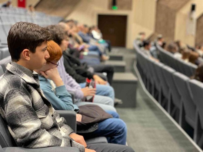 Balıkesir Büyükşehir’den Gençlere Sektörel Tecrübe İmkânı