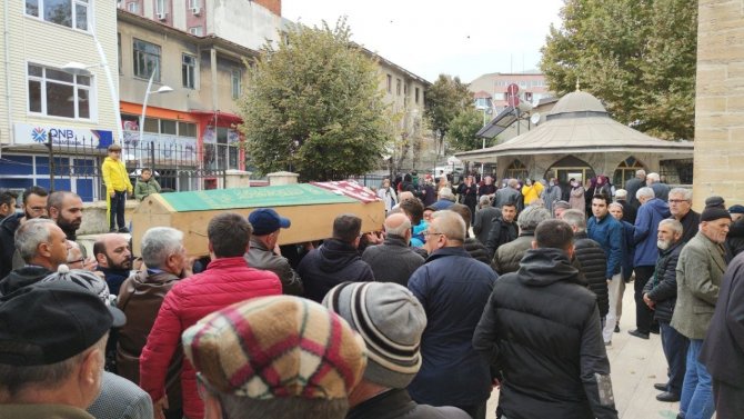 Elazığ’da Öldürülen Kadın Tekirdağ’da Defnedildi