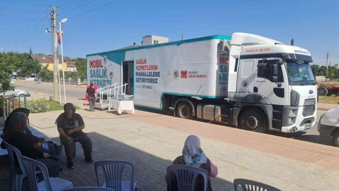 Kepez’in Mobil Sağlık Merkezi İlçe Yollarında