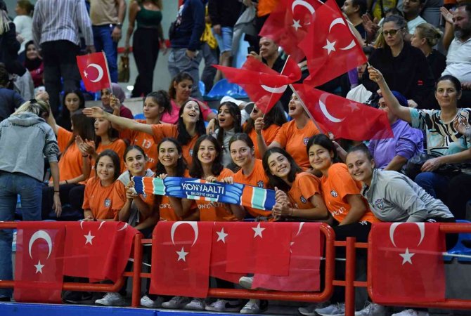 Mavi Kelebeklerden Gururlandıran Başarı
