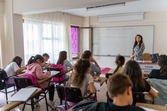 Marmaris Esnaf Ve Sanatkarlar Odasından Üyelerinin Çocuklarına Anlamlı Hizmet