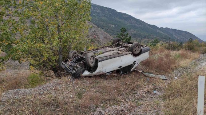 Kastamonu’da İki Otomobil Şarampole Uçtu: 1 Ölü, 1 Yaralı
