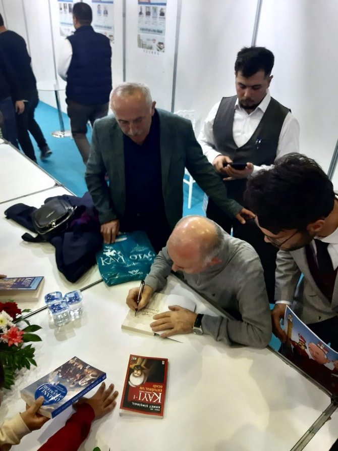 Ünlü Tarih Yazarı Prof. Dr. Ahmet Şimşirgil, “Dünyanın En İyi Dil Bilen Milletinin Dilini Yok Ettiler”