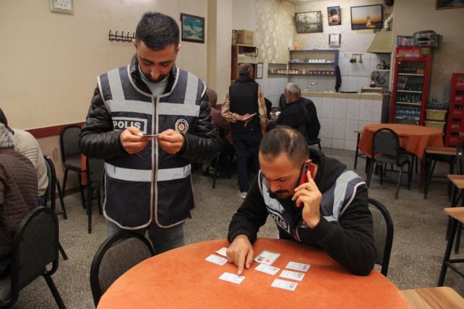 Ülke Genelinde Yapılan Yasadışı Bahis Uygulamasında 30 Kişi Gözaltına Alındı