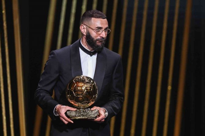 Yılın En İyi Oyuncusu Benzema Oldu