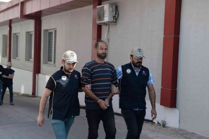 Adana’da Deaş Operasyonunda 3 Tutuklama