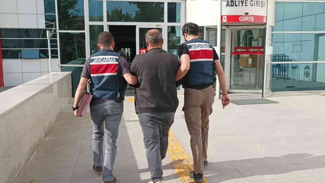 Terör Suçundan Gözaltına Alınan Şahıs, Adliyeye Sevk Edildi