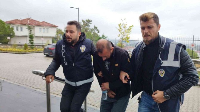 Bursa’da Uyuşturucu Taciri Polise Yakalandı
