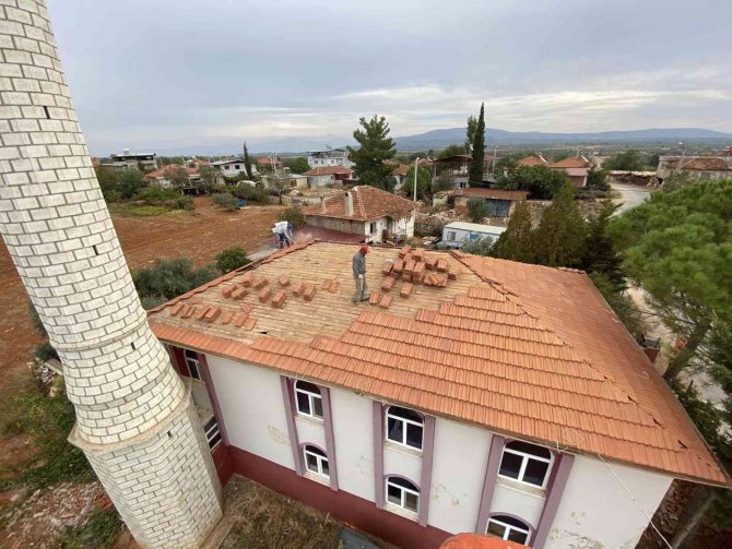 Karacasu Belediyesi’nin İş Güvenliğini Hiçe Sayan Çalışmaları ’Pes’ Dedirtti