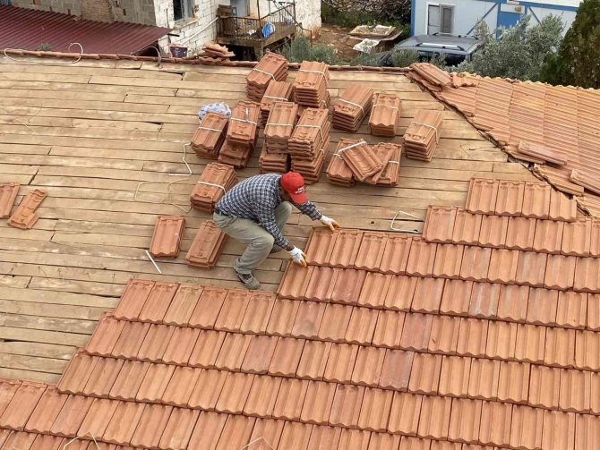 Karacasu Belediyesi’nin İş Güvenliğini Hiçe Sayan Çalışmaları ’Pes’ Dedirtti
