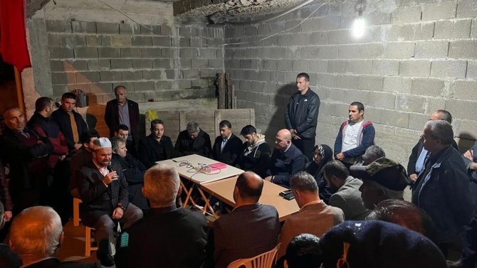 Bakan Soylu, Maden Şehitlerinin Ailelerini Yalnız Bırakmadı