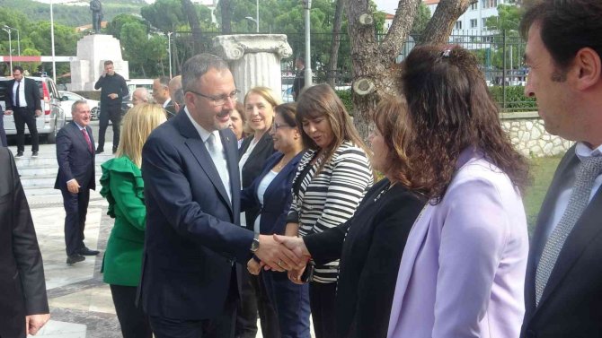 Bakan Kasapoğlu Muğla Valiliğini Ziyaret Etti