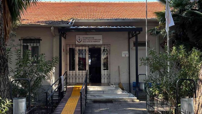 Bursa’da Sağlık Ocağını Soyan Hırsız Yakalandı