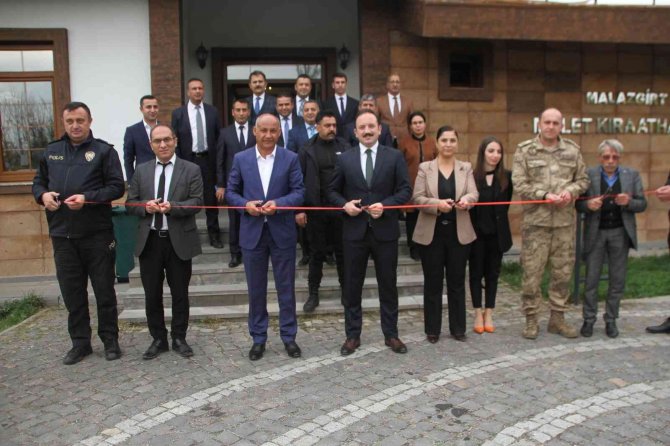 Malazgirt Millet Bahçesi Hizmete Açıldı