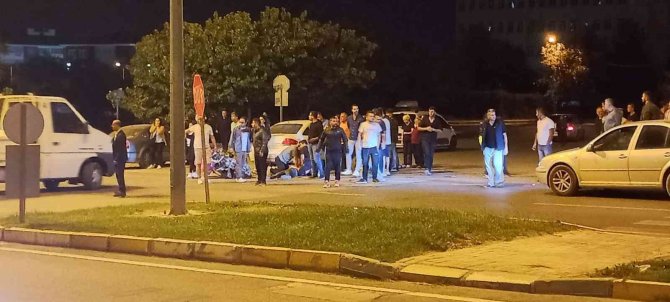 Otomobille Çarpışan Motosikletli Kurye 12 Günlük Yaşam Savaşını Kaybetti