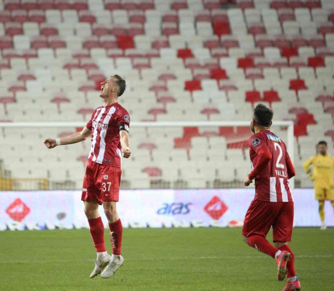 Hakan Arslan Gol Sayısını 2’ye Çıkarttı