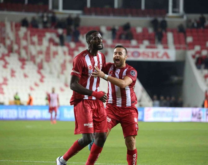 Yatabare Ligdeki 2. Golünü Attı