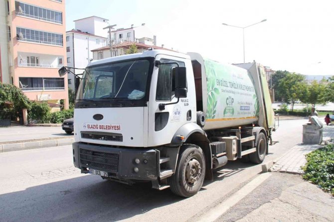 Elazığ’da Çöp Toplama Aracının Çarptığı Kadın Hayatını Kaybetti