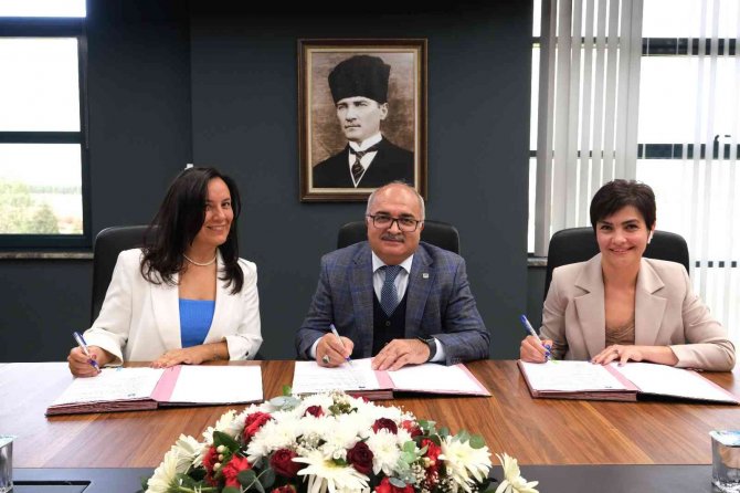 Eosb Yaşam Merkezi’ndeki Anaokulunun İşletilmesi İçin Sözleşme İmzalandı