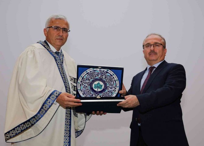 Esogü’de 2022-2023 Akademik Yılı Törenle Açıldı