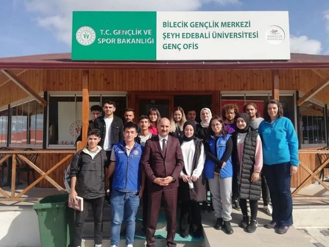 İ̇l Müdürü Özdemir, Genç Ofis İle İlgili Talepleri Dinledi