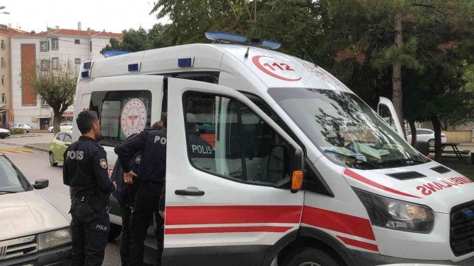 Karaman’da Bir Kadın Boşanma Aşamasındaki Kocası Tarafından Bıçaklandı