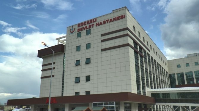 Husumetlisinin Sokak Ortasında Kolunu Bacağını Kırdı, O Anlar Kamerada