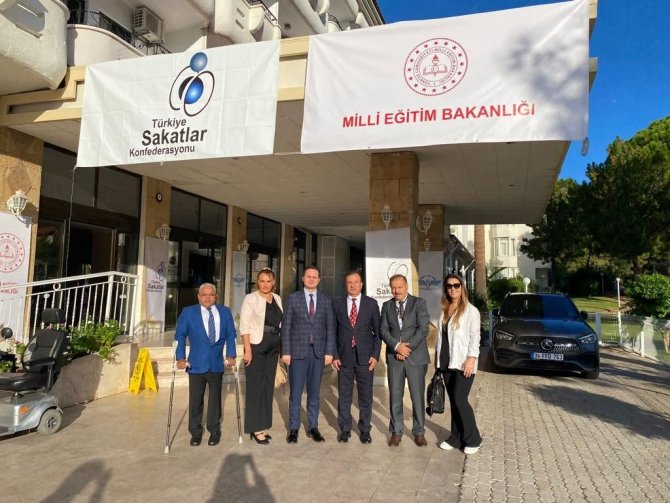 Marmaris’te Öğretmenlere Engelli Hakları İle İlgili Seminer Düzenlendi