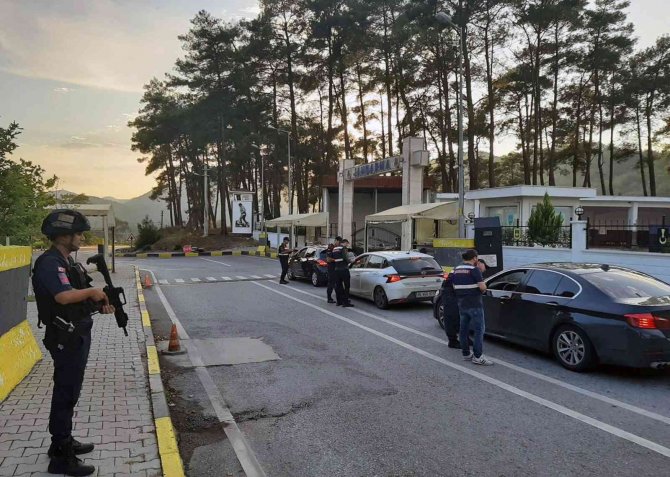 Muğla Jandarmasından ‘Huzurlu Sokaklar’ Uygulaması