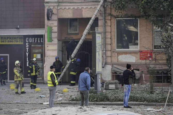 Rusya’nın Vurduğu Kiev’de Can Kaybı 3’e Yükseldi