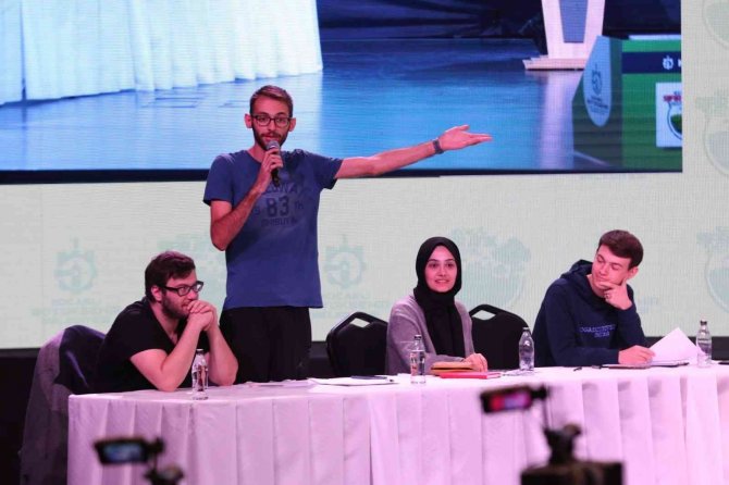 Gençler Sıfır Atık Konusunu Tartıştı