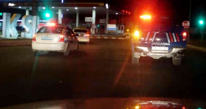 Aksaray’da Otobüsten Kaçan Sınır Dışı Mülteci Emniyet Ve Jandarmayı Alarma Geçirdi