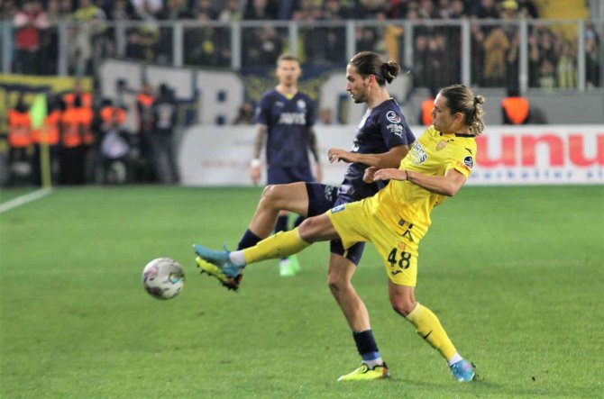 Spor Toto Süper Lig: Mke Ankaragücü: 0 - Fenerbahçe: 3 (Maç Sonucu)