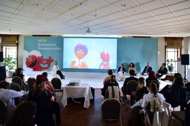 Viatris Ve Susam Sokağı Atölyesi, ’Susam Sokağı - Birbirimizi Önemseyelim’ Kaynaklarını Türkçe Yayınlıyor