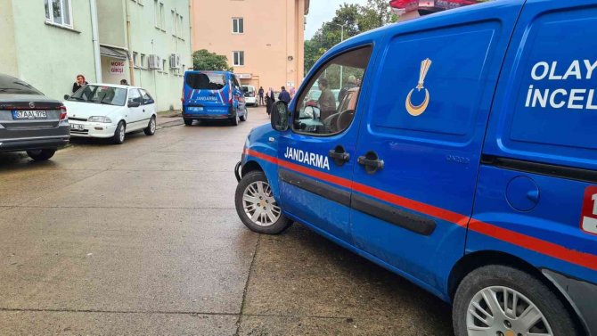 4’üncü Kattan Düşen Kadın Hayatını Kaybetti