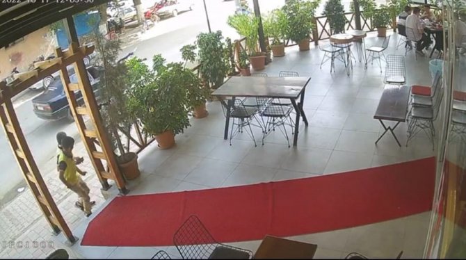 Öğrenciyi Hastanelik Eden Kaza Kamerada