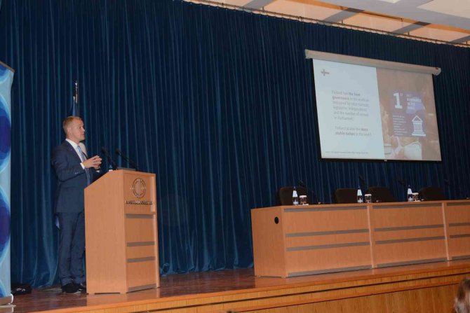 Anadolu Üniversitesinden Finlandiya Bilgilendirme Toplantısı