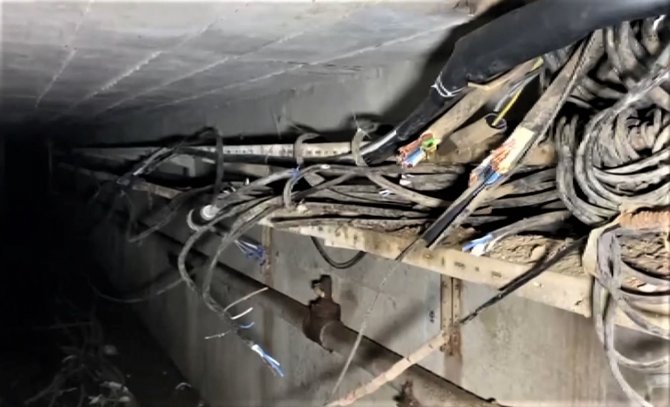 Antalya’da Yer Altındaki Kablolara Dadanan Hırsızlar, Hal Esnafının Elektriğini Ve İnternetini Kesti